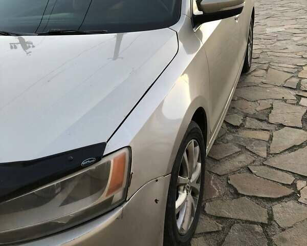 Бежевый Фольксваген Джетта, объемом двигателя 2.48 л и пробегом 389 тыс. км за 6200 $, фото 1 на Automoto.ua