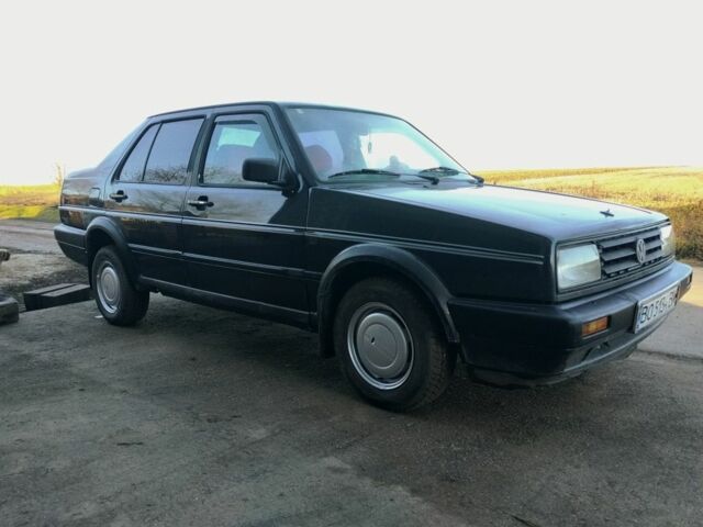 Черный Фольксваген Джетта, объемом двигателя 1.8 л и пробегом 400 тыс. км за 1100 $, фото 1 на Automoto.ua