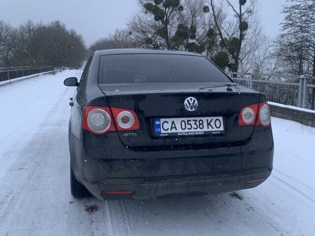 Чорний Фольксваген Джетта, об'ємом двигуна 1.6 л та пробігом 250 тис. км за 5999 $, фото 1 на Automoto.ua