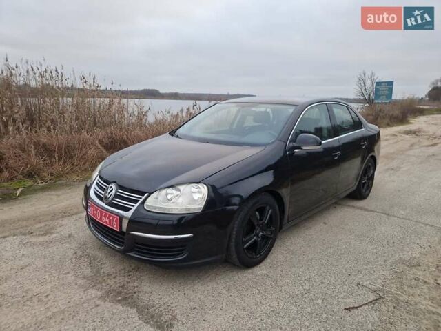 Чорний Фольксваген Джетта, об'ємом двигуна 1.6 л та пробігом 154 тис. км за 5999 $, фото 1 на Automoto.ua