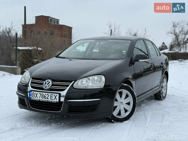 Черный Фольксваген Джетта, объемом двигателя 1.6 л и пробегом 205 тыс. км за 5450 $, фото 1 на Automoto.ua