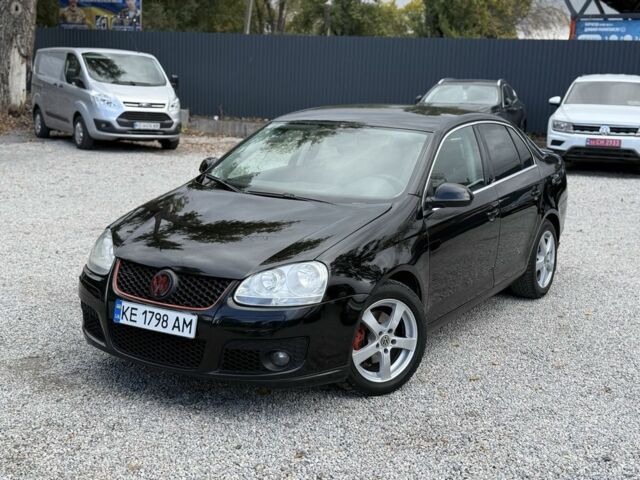 Черный Фольксваген Джетта, объемом двигателя 2.5 л и пробегом 300 тыс. км за 6300 $, фото 1 на Automoto.ua