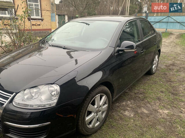 Чорний Фольксваген Джетта, об'ємом двигуна 1.6 л та пробігом 250 тис. км за 6400 $, фото 1 на Automoto.ua