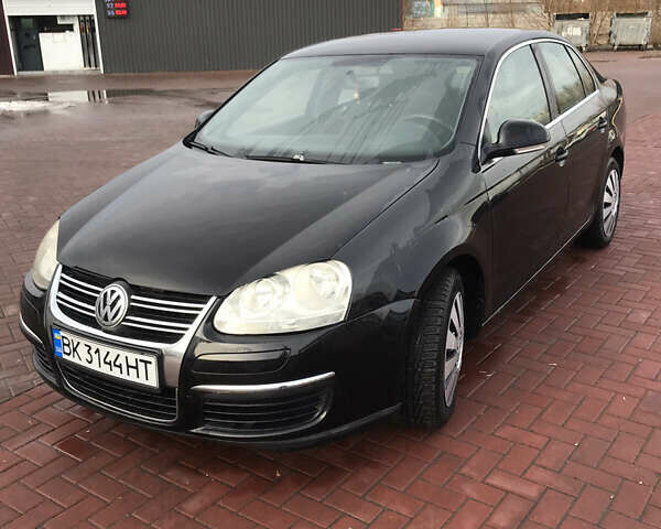 Черный Фольксваген Джетта, объемом двигателя 1.9 л и пробегом 314 тыс. км за 5700 $, фото 1 на Automoto.ua