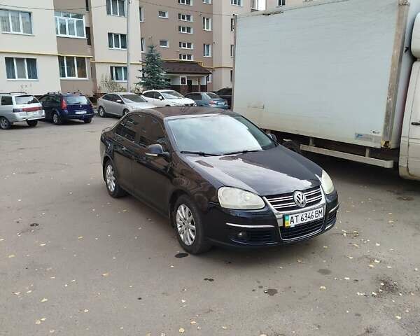 Черный Фольксваген Джетта, объемом двигателя 1.6 л и пробегом 151 тыс. км за 5200 $, фото 1 на Automoto.ua