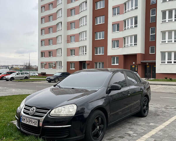 Чорний Фольксваген Джетта, об'ємом двигуна 2.48 л та пробігом 303 тис. км за 4650 $, фото 1 на Automoto.ua