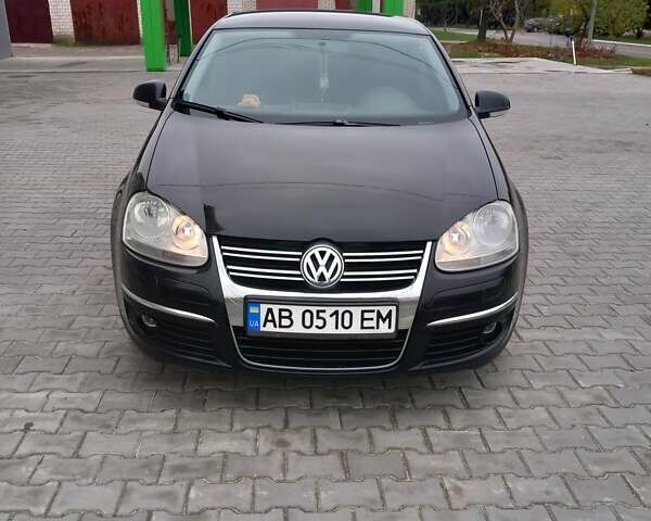 Черный Фольксваген Джетта, объемом двигателя 1.6 л и пробегом 277 тыс. км за 6500 $, фото 1 на Automoto.ua