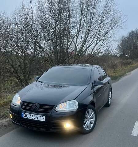 Черный Фольксваген Джетта, объемом двигателя 1.6 л и пробегом 385 тыс. км за 6400 $, фото 1 на Automoto.ua