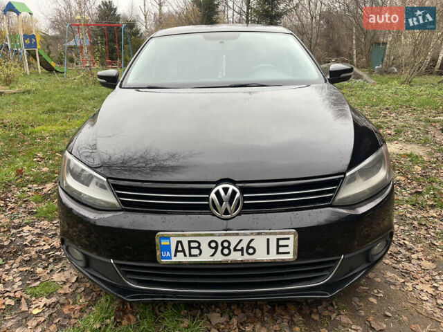 Чорний Фольксваген Джетта, об'ємом двигуна 2.5 л та пробігом 330 тис. км за 7999 $, фото 1 на Automoto.ua