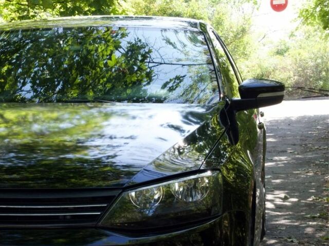 Черный Фольксваген Джетта, объемом двигателя 2.5 л и пробегом 168 тыс. км за 9300 $, фото 1 на Automoto.ua