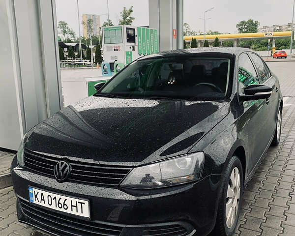 Чорний Фольксваген Джетта, об'ємом двигуна 2.5 л та пробігом 130 тис. км за 8500 $, фото 1 на Automoto.ua