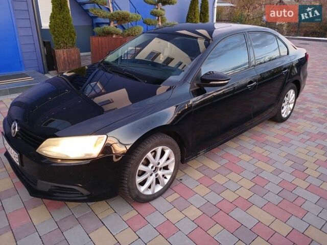 Черный Фольксваген Джетта, объемом двигателя 2.48 л и пробегом 250 тыс. км за 7000 $, фото 1 на Automoto.ua