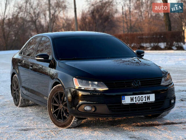 Черный Фольксваген Джетта, объемом двигателя 2.48 л и пробегом 260 тыс. км за 9000 $, фото 1 на Automoto.ua