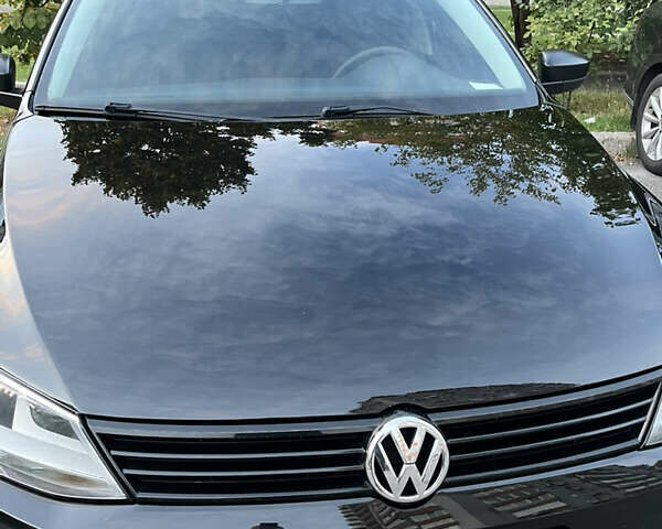 Чорний Фольксваген Джетта, об'ємом двигуна 2 л та пробігом 150 тис. км за 9300 $, фото 1 на Automoto.ua