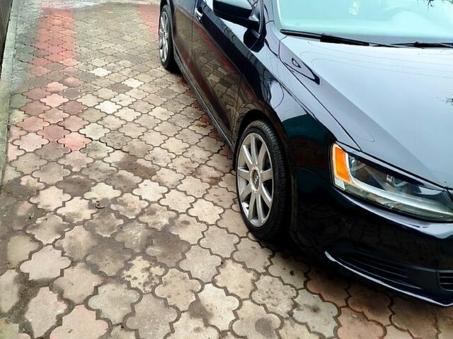 Чорний Фольксваген Джетта, об'ємом двигуна 2 л та пробігом 152 тис. км за 8000 $, фото 1 на Automoto.ua