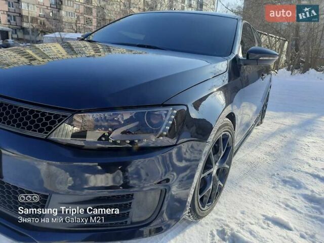 Черный Фольксваген Джетта, объемом двигателя 1.98 л и пробегом 180 тыс. км за 12000 $, фото 1 на Automoto.ua