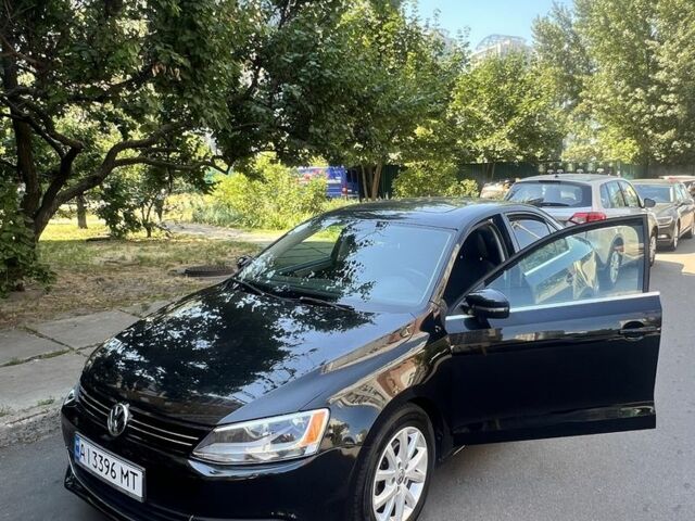 Черный Фольксваген Джетта, объемом двигателя 1.8 л и пробегом 142 тыс. км за 8500 $, фото 1 на Automoto.ua
