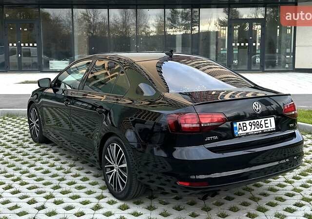Фольксваген Джетта 2015 у Києві на Automoto.ua Чорний Фольксваген Джетта, об'ємом двигуна 1.8 л та пробігом 221 тис. км за 11400 $, фото 1 на Automoto.ua