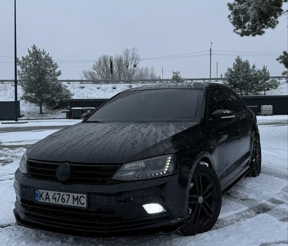 Черный Фольксваген Джетта, объемом двигателя 1.8 л и пробегом 107 тыс. км за 12150 $, фото 1 на Automoto.ua