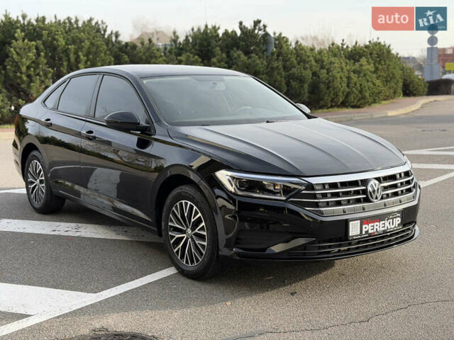 Чорний Фольксваген Джетта, об'ємом двигуна 1.4 л та пробігом 48 тис. км за 13499 $, фото 1 на Automoto.ua