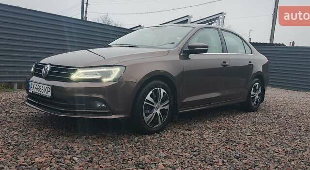 Коричневый Фольксваген Джетта, объемом двигателя 1.8 л и пробегом 82 тыс. км за 10600 $, фото 1 на Automoto.ua