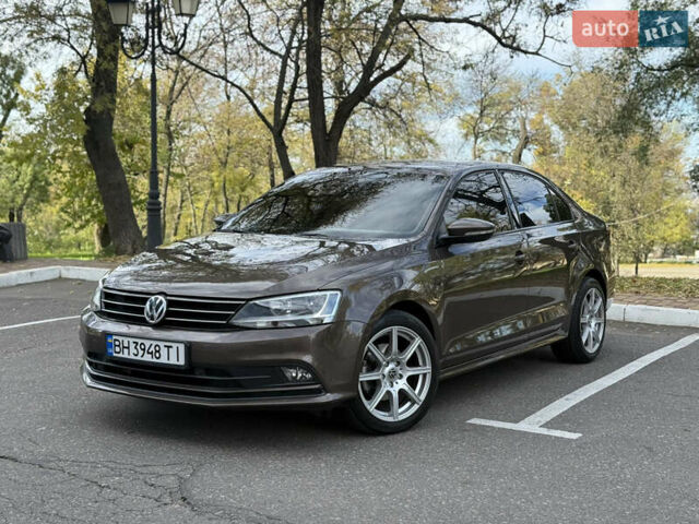 Коричневый Фольксваген Джетта, объемом двигателя 1.6 л и пробегом 107 тыс. км за 12750 $, фото 1 на Automoto.ua