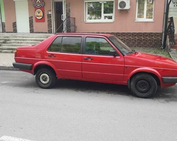 Красный Фольксваген Джетта, объемом двигателя 1.6 л и пробегом 125 тыс. км за 1150 $, фото 1 на Automoto.ua