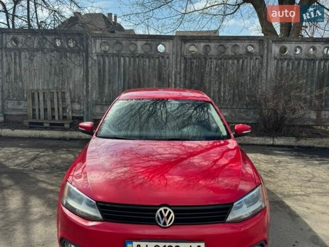 Червоний Фольксваген Джетта, об'ємом двигуна 2.5 л та пробігом 301 тис. км за 6999 $, фото 1 на Automoto.ua