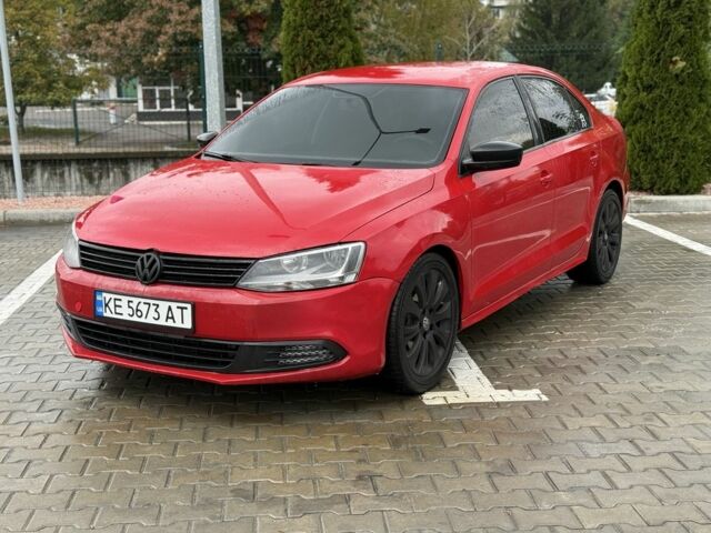 Червоний Фольксваген Джетта, об'ємом двигуна 2 л та пробігом 220 тис. км за 6700 $, фото 1 на Automoto.ua