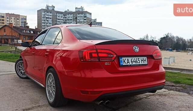 Красный Фольксваген Джетта, объемом двигателя 0 л и пробегом 220 тыс. км за 10000 $, фото 1 на Automoto.ua