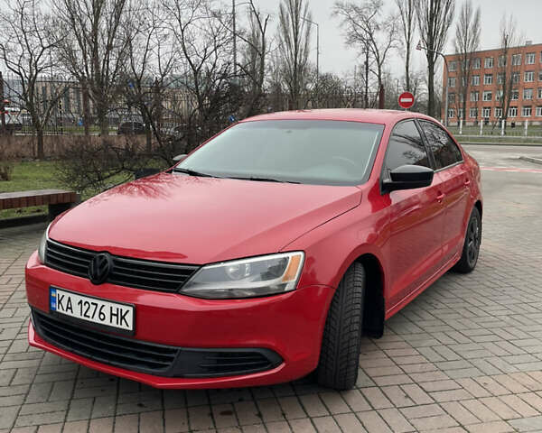 Красный Фольксваген Джетта, объемом двигателя 2 л и пробегом 220 тыс. км за 6600 $, фото 1 на Automoto.ua