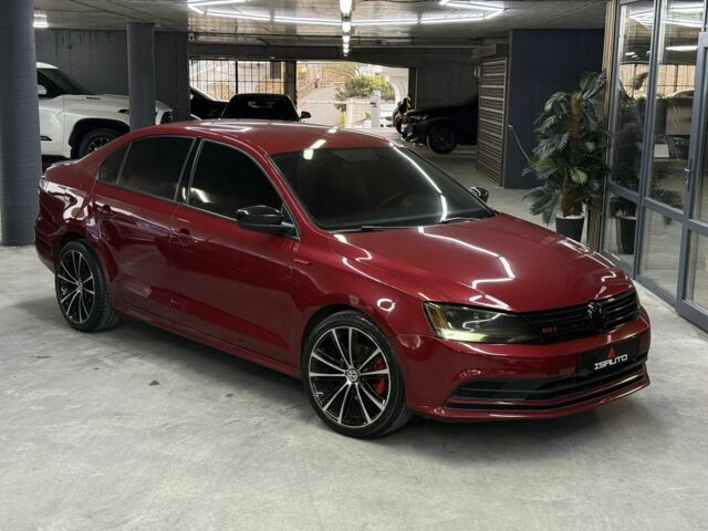 Червоний Фольксваген Джетта, об'ємом двигуна 1.4 л та пробігом 208 тис. км за 9900 $, фото 1 на Automoto.ua