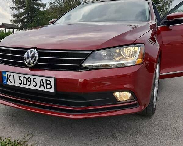 Красный Фольксваген Джетта, объемом двигателя 1.8 л и пробегом 74 тыс. км за 13700 $, фото 1 на Automoto.ua