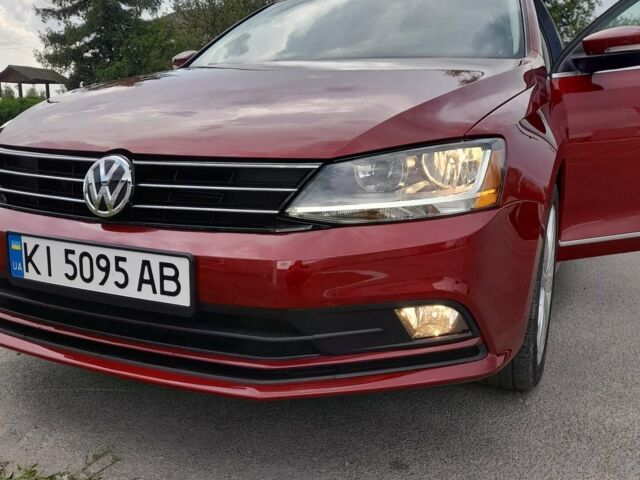 Красный Фольксваген Джетта, объемом двигателя 1.8 л и пробегом 74 тыс. км за 13700 $, фото 1 на Automoto.ua