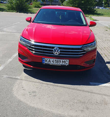 Красный Фольксваген Джетта, объемом двигателя 1.4 л и пробегом 101 тыс. км за 15599 $, фото 1 на Automoto.ua