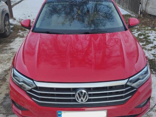 Фольксваген Джетта 2019 в Чернигове на Automoto.ua Красный Фольксваген Джетта, объемом двигателя 1.4 л и пробегом 57 тыс. км за 13000 $, фото 1 на Automoto.ua