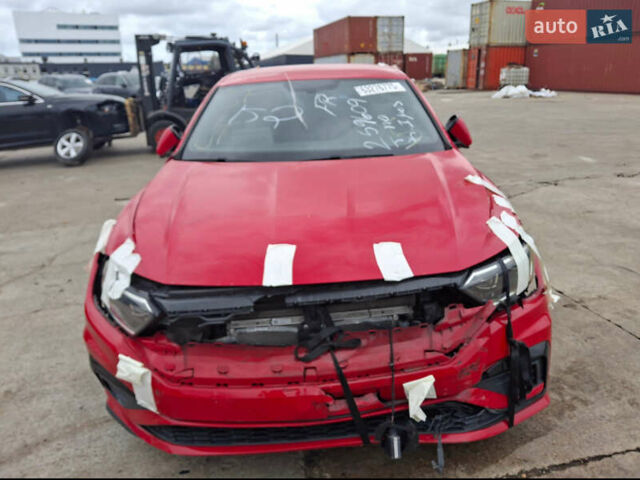 Фольксваген Джетта 2020 в Белой Церкве на Automoto.ua Красный Фольксваген Джетта, объемом двигателя 2 л и пробегом 126 тыс. км за 11999 $, фото 1 на Automoto.ua
