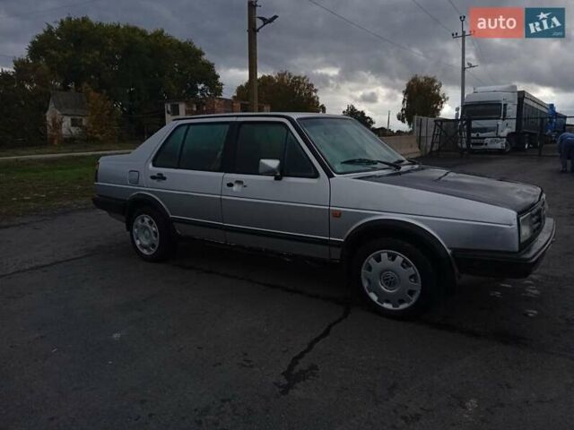 Серый Фольксваген Джетта, объемом двигателя 1.8 л и пробегом 380 тыс. км за 1500 $, фото 1 на Automoto.ua