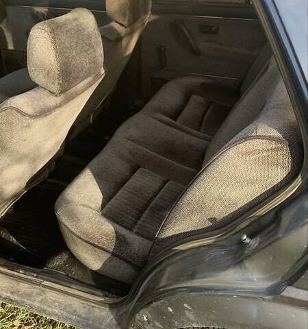 Серый Фольксваген Джетта, объемом двигателя 1.8 л и пробегом 10 тыс. км за 1050 $, фото 1 на Automoto.ua