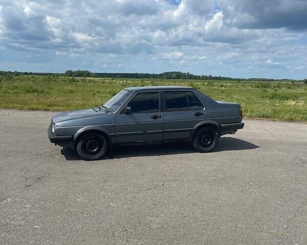 Сірий Фольксваген Джетта, об'ємом двигуна 1.8 л та пробігом 100 тис. км за 1000 $, фото 1 на Automoto.ua