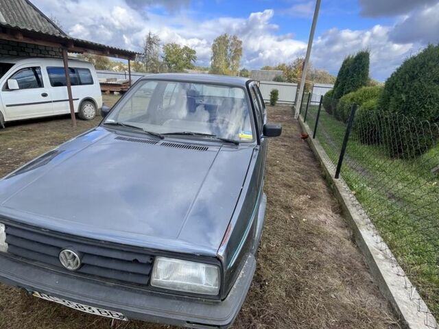 Фольксваген Джетта 1988 в Любешов на Automoto.ua Серый Фольксваген Джетта, объемом двигателя 1.6 л и пробегом 470 тыс. км за 700 $, фото 1 на Automoto.ua