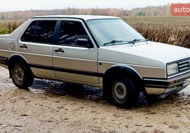 Серый Фольксваген Джетта, объемом двигателя 1.6 л и пробегом 315 тыс. км за 1300 $, фото 1 на Automoto.ua