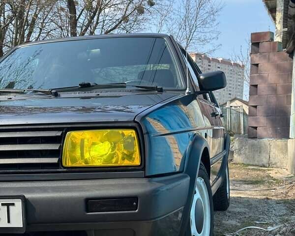 Сірий Фольксваген Джетта, об'ємом двигуна 1.6 л та пробігом 265 тис. км за 2200 $, фото 1 на Automoto.ua