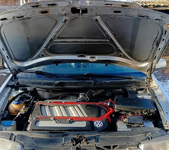 Сірий Фольксваген Джетта, об'ємом двигуна 2.8 л та пробігом 256 тис. км за 4000 $, фото 1 на Automoto.ua