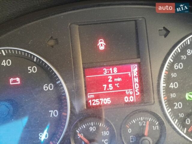 Сірий Фольксваген Джетта, об'ємом двигуна 1.6 л та пробігом 124 тис. км за 6900 $, фото 1 на Automoto.ua