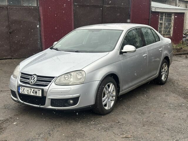 Серый Фольксваген Джетта, объемом двигателя 0 л и пробегом 321 тыс. км за 2800 $, фото 1 на Automoto.ua