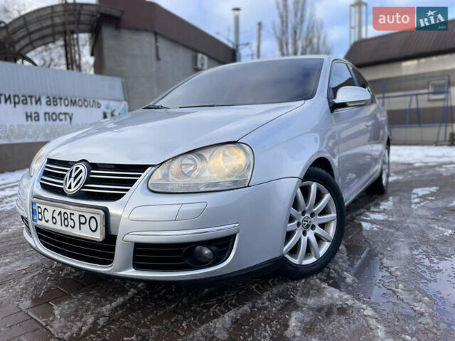 Серый Фольксваген Джетта, объемом двигателя 1.9 л и пробегом 275 тыс. км за 5450 $, фото 1 на Automoto.ua
