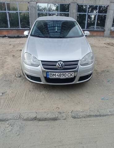 Сірий Фольксваген Джетта, об'ємом двигуна 1.6 л та пробігом 290 тис. км за 5000 $, фото 1 на Automoto.ua