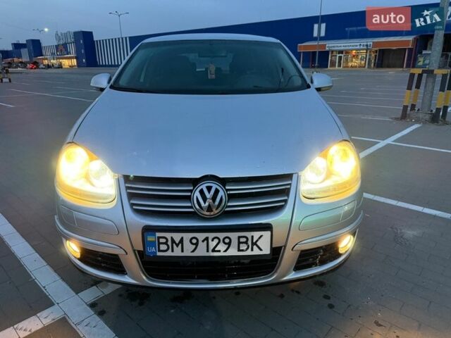 Серый Фольксваген Джетта, объемом двигателя 1.6 л и пробегом 250 тыс. км за 4450 $, фото 1 на Automoto.ua