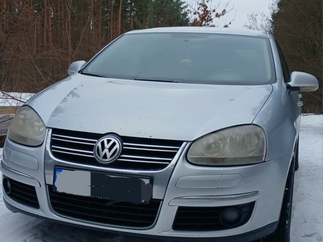 Сірий Фольксваген Джетта, об'ємом двигуна 1.6 л та пробігом 240 тис. км за 3800 $, фото 1 на Automoto.ua